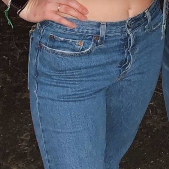 Levi's Wedgie Straight Fit Woman's Jeans - Picture 8 of 8